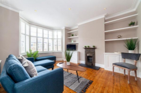 Spacious 3 BDR duplex apt wprivate garden, Putney, London